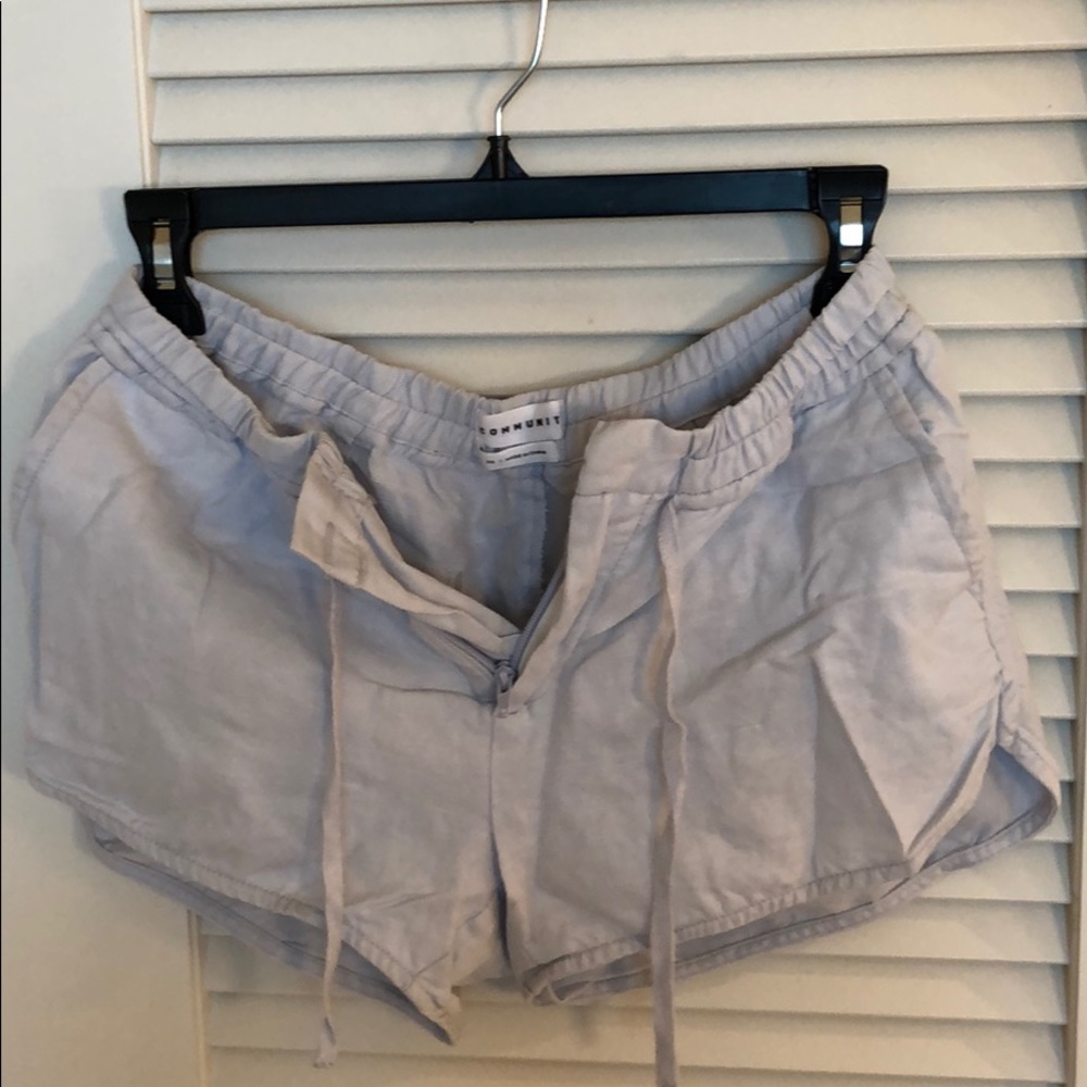 Community linen drawstring shorts